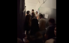 "Искаме да гласуваме!" Стотици българи в Барселона не успяха да упражнят право на вот