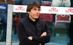 Феновете на Наполи поискаха оставката на Антонио Конте