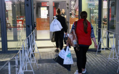 Часове чакане и напрежение при обработката на изборните протоколи в Русе