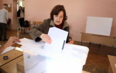 182 жалби и сигнали до ЦИК, 75 от над 9000 машини спряха вчера