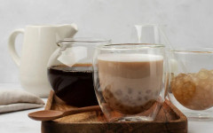 Студено или горещо - кое кафе има повече кофеин и антиоксиданти?