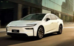 Toyota пусна нов седан, а китайците вече полудяха по него