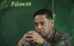 САЩ почнаха ударни военни учения на прага на Китай