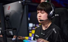 HOTU се разделя с 21-годишен казахстанец