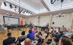 Млад пианист от НМУ "Любомир Пипков" спечели Гран при в Международния конкурс за млади изпълнители на класически инструменти в Перник