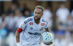 Неймар отново провокира феновете на Сантос с жест: Прекалявате и прекрачвате границата!