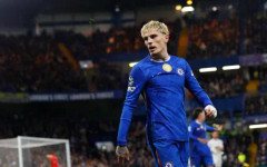 Челси се разделя с Гарначо