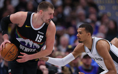 Йокич и Уемби поведоха надпреварата за годишните награди в НБА