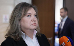 Разпитаха Наталия Киселова по делото за плагиатство срещу Петър Илиев