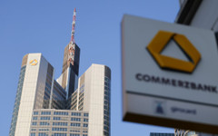 UniCredit призова за реформи в Commerzbank, докато Орсел активизира усилията си за придобиване