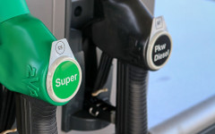 Хърватия от днес отново сваля цените на горивата