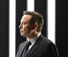 Властите във Франция призоваха Илон Мъск да даде показания