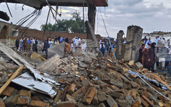 АПП: Президентът и премиерът на Пакистан похвалиха силите за сигурност за елиминирането на лидер на пакистанските талибани