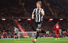 Нюкасъл иска 75 милиона паунда от Байерн Мюнхен за своя звезда