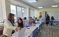 В област Плевен при 100% обработени протоколи "Прогресивна България" е с 51,8% подкрепа, втори са ГЕРБ-СДС с 12,8%