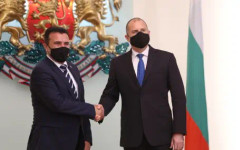 Скопие: С Румен Радев ще търсим решение