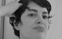 Андролова: Безпределът и глупостта на шанелените чанти са предпоставка за началото на края