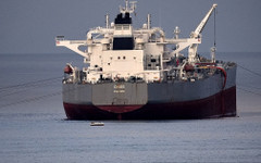 Задържан от САЩ ирански кораб вероятно е превозвал стоки с двойна употреба