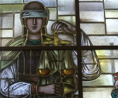 Осъдиха условно съдия за взимане на подкуп