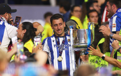 Астън Вила подготвя сериозен удар с испански национал