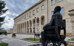 Стопанската академия в Свищов започна дарителска кампания за 90-годишнина си