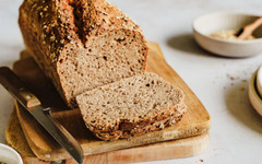 Не са само калориите: Как хлябът "приспива" метаболизма ни