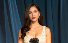 Оливия Родриго ще блести на екипите на Барселона за Ел Класико