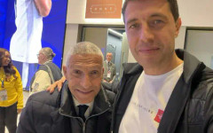 Легенда на Тотнъм засне специално видео за Бербатов