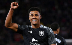 Как Астън Вила може да донесе на Премиър лийг шеста квота за Шампионската лига?