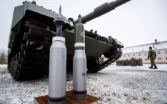 Нoвият 7-гoдишeн бюджeт нa EC! ЕК предлага в пъти пo-виcoĸи вoeнни paзxoди