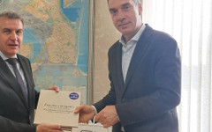 Възможностите за директни полети до Испания обсъдиха кметът на Бургас и посланик Мигел Берио