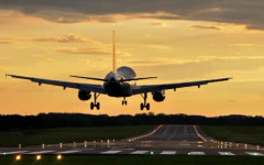 Берлин успокоява: Има достатъчно самолетно гориво, но цените скачат заради войната с Иран