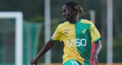 Халф на Мидтиланд тежко ранен при наръгване