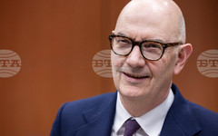 Франция замразява разходи, за да компенсира въздействието от мерките за справяне с икономическите последици от войната в Иран