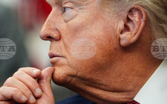 Доналд Тръмп заяви, че не подкрепя евентуално сливане между американските авиокомпании "Юнайтед еърлайнс" и "Американ еърлайнс"