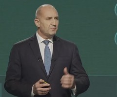 Радев получи поздравления и от Индия