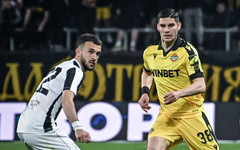 Ботев (Пд) предложи нов договор на Балоянис