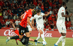 Валенсия си тръгна с точка от Майорка