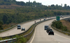 Затварят платно към София на магистрала Струма за 3 месеца