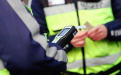 Пиян шофьор с близо 3 промила хвърли в риск Варна посред нощ