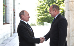 Радев, 16-ата република на СССР и Червената армия: Урок по история от Великобритания