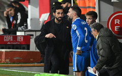 Критики към Арбелоа в Испания заради отношението му към Карвахал