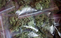 Полицията задържа 32-годишен мъж след отказ за наркотест и открит канабис в дома му в Лозно