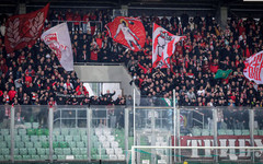 Задържаха привърженици на ЦСКА - единият счупил бутилка в главата на фен на Лудогорец