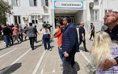 В Турция - задържаха майка на младеж, убил девет души в училище