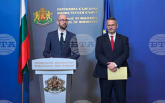 Бъдещото правителство ще реши как да ползва върнатите в държавния бюджет средства, които бяха "заключени" в Българската банка за развитие, заяви министър Клисурски