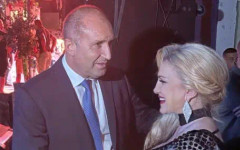 Сашка Васева честити победата на Румен Радев