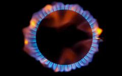 Ако войната се проточи! Ситуацията в Близкия изток може трайно да свие глобалното търсене на газ