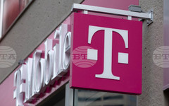 "Дойче Телеком и "Ти-Мобайл САЩ" обсъждат създаване на общ холдинг чрез обмен на акции