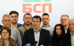 Трифон Панчев: Радев не е виновен за ниския резултат на БСП. Здравомислещите хора няма да допуснат оставка на Зарков